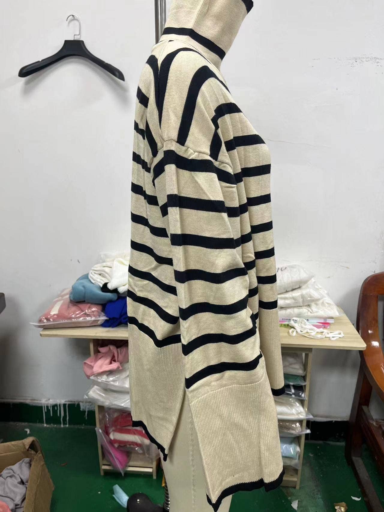 SLOUCHY STRIPED SWEATER WITH THICK TURTLENECK