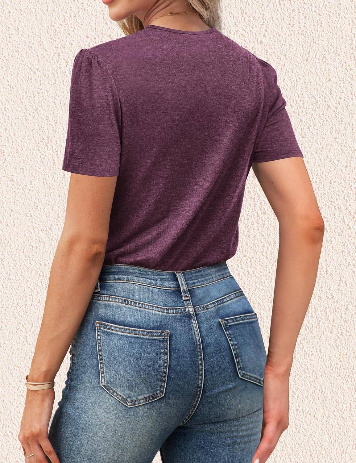 Short-sleeved V-neck solid-color loose T-shirt