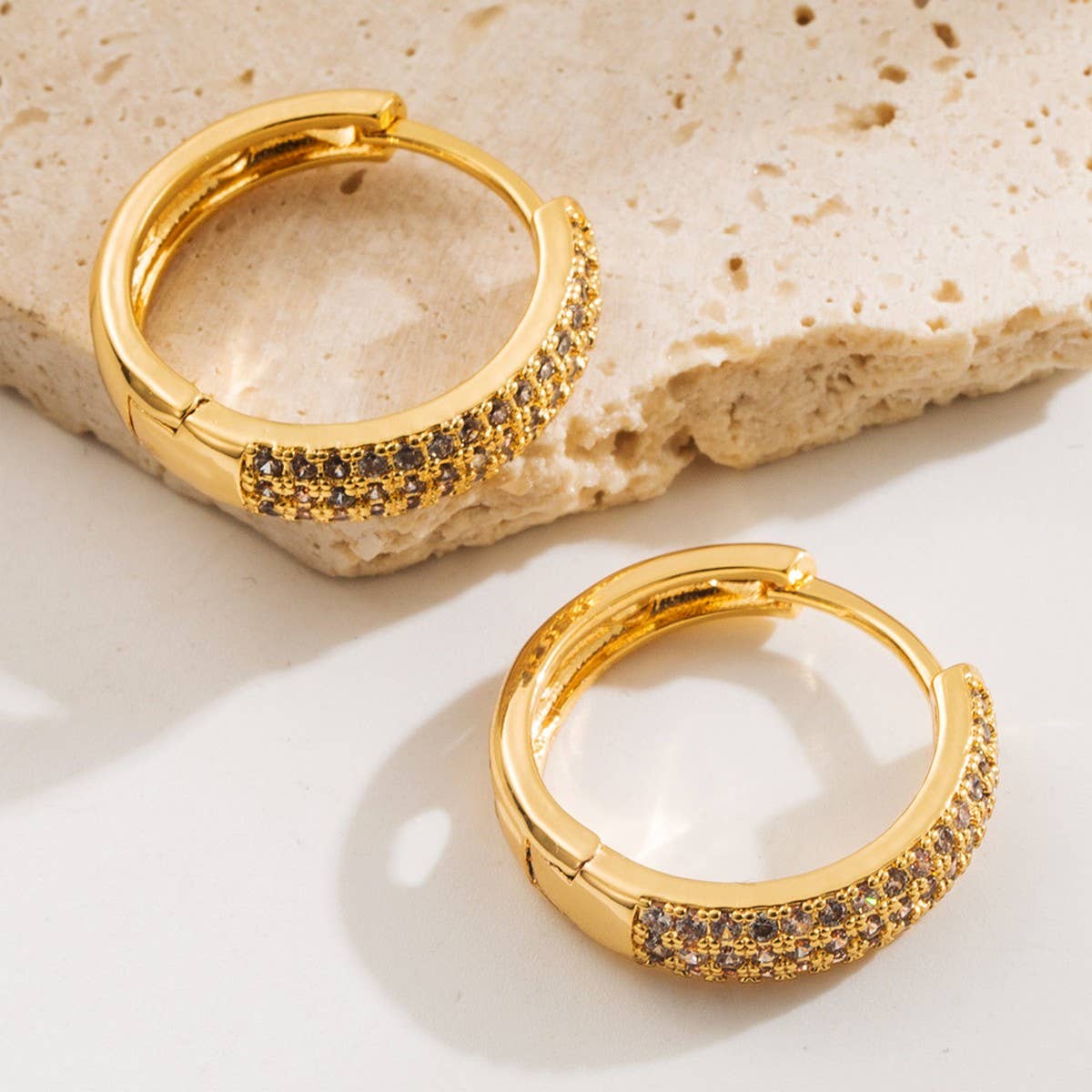 Starry Hoop Earrings Gold-Plated Unique Design_CWMM8534