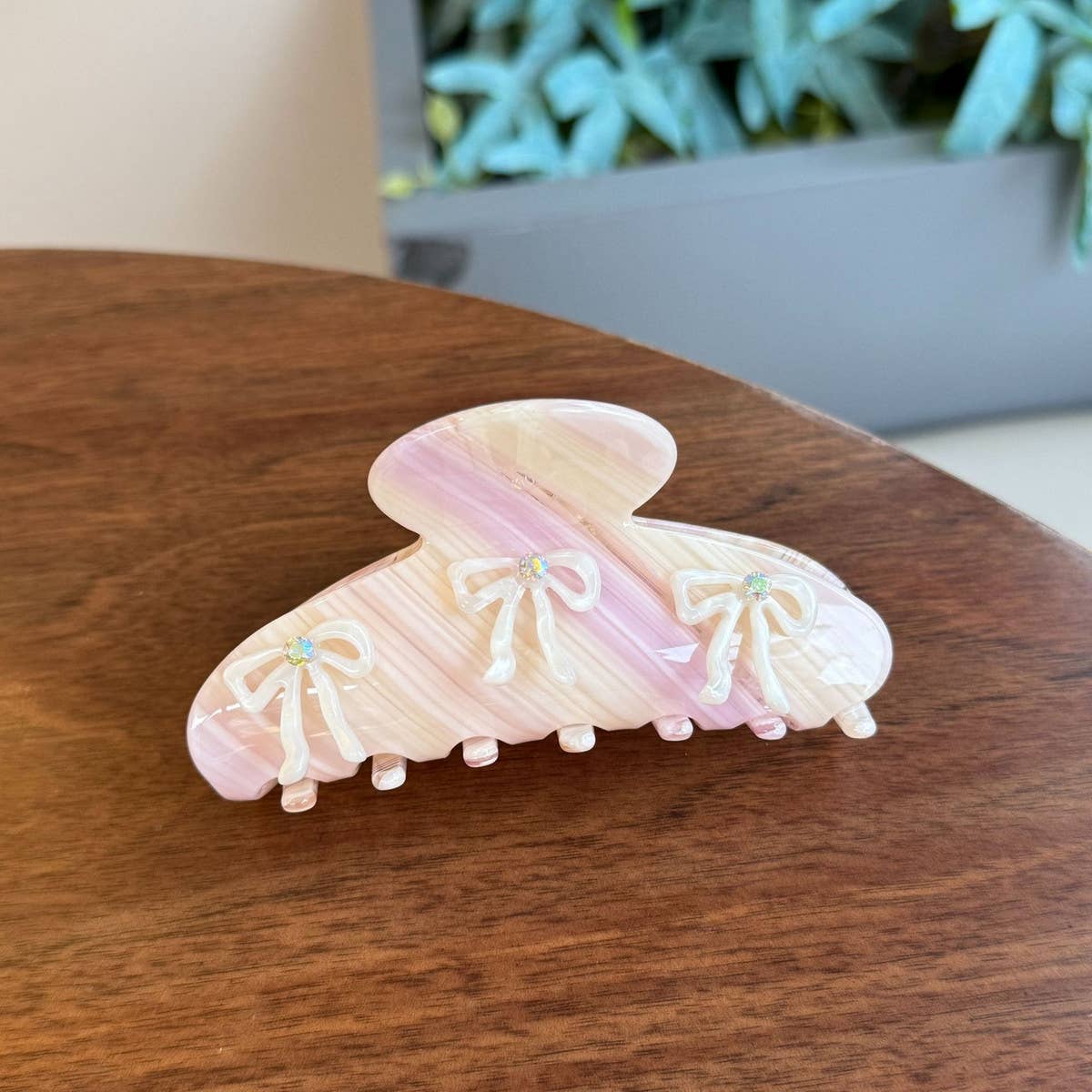 CWAHA4520_SWEET AND CUTE DIAMOND BOW HAIR CLIP