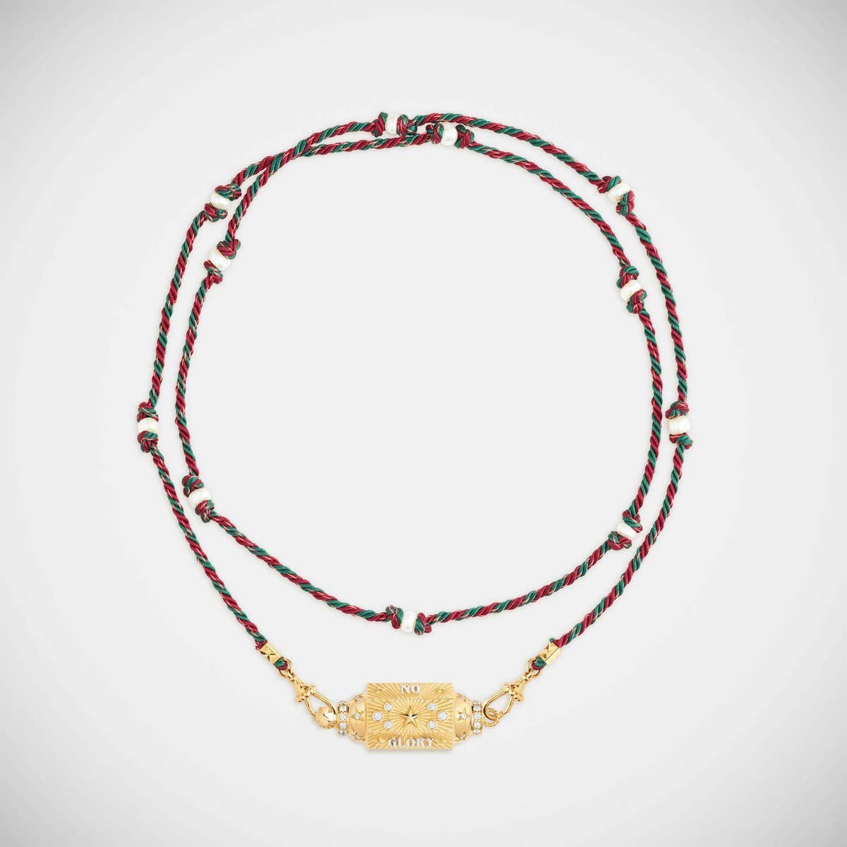 NICHE DESIGN GOLD PLATED PENDANT NECKLACE_CWMM3784