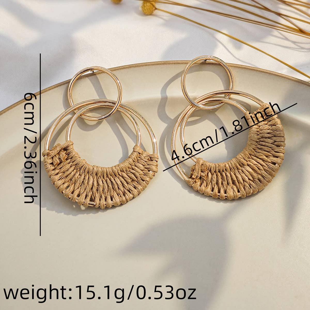 Retro geometric circular perforated earrings