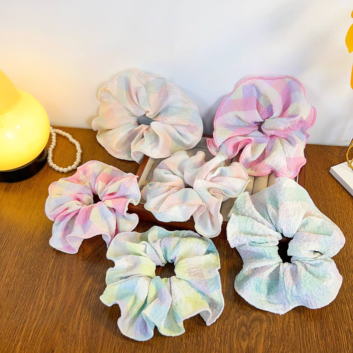 French pleated fabric large intestine hair band