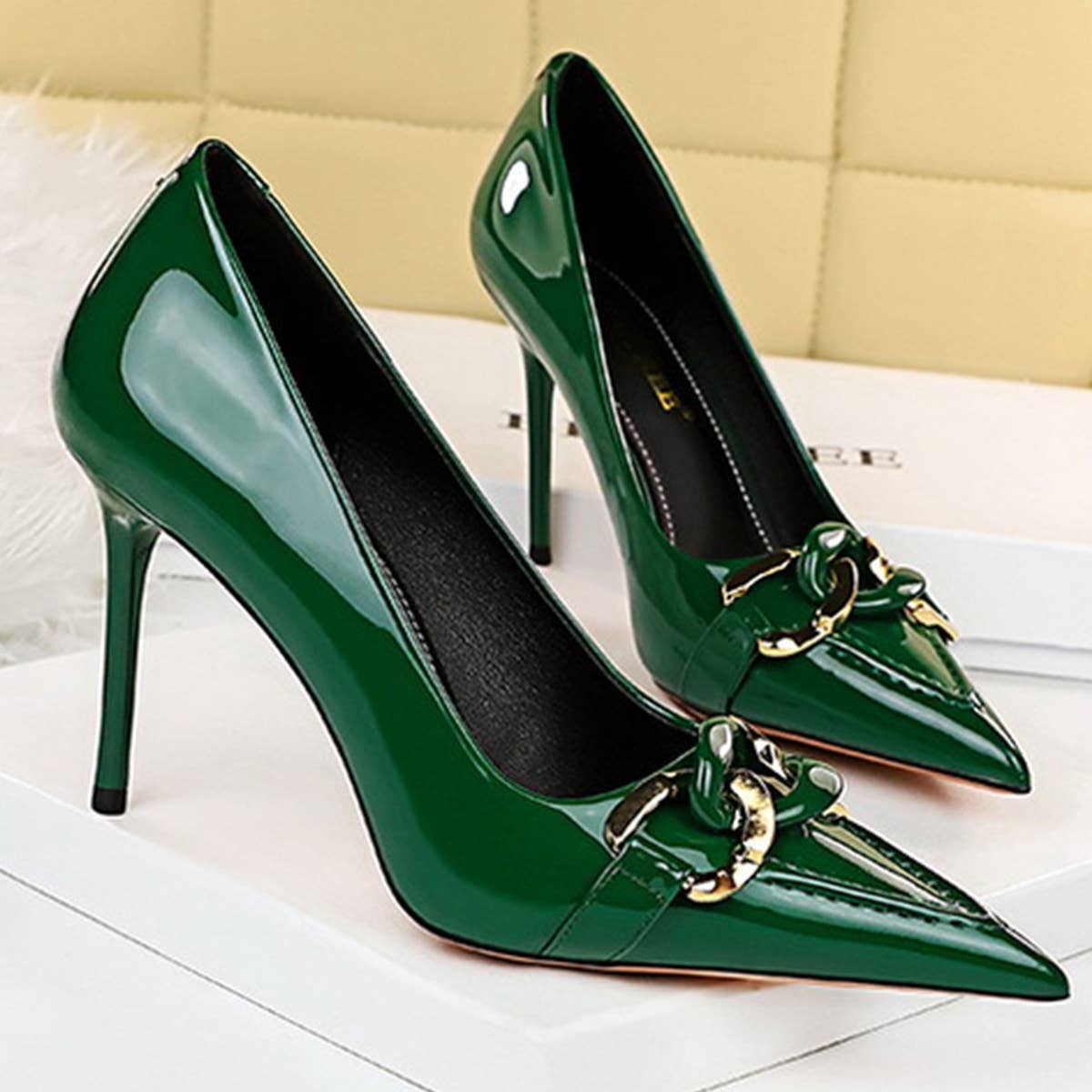 WOMEN POINTED TOE BUCKLE HIGH HEELS