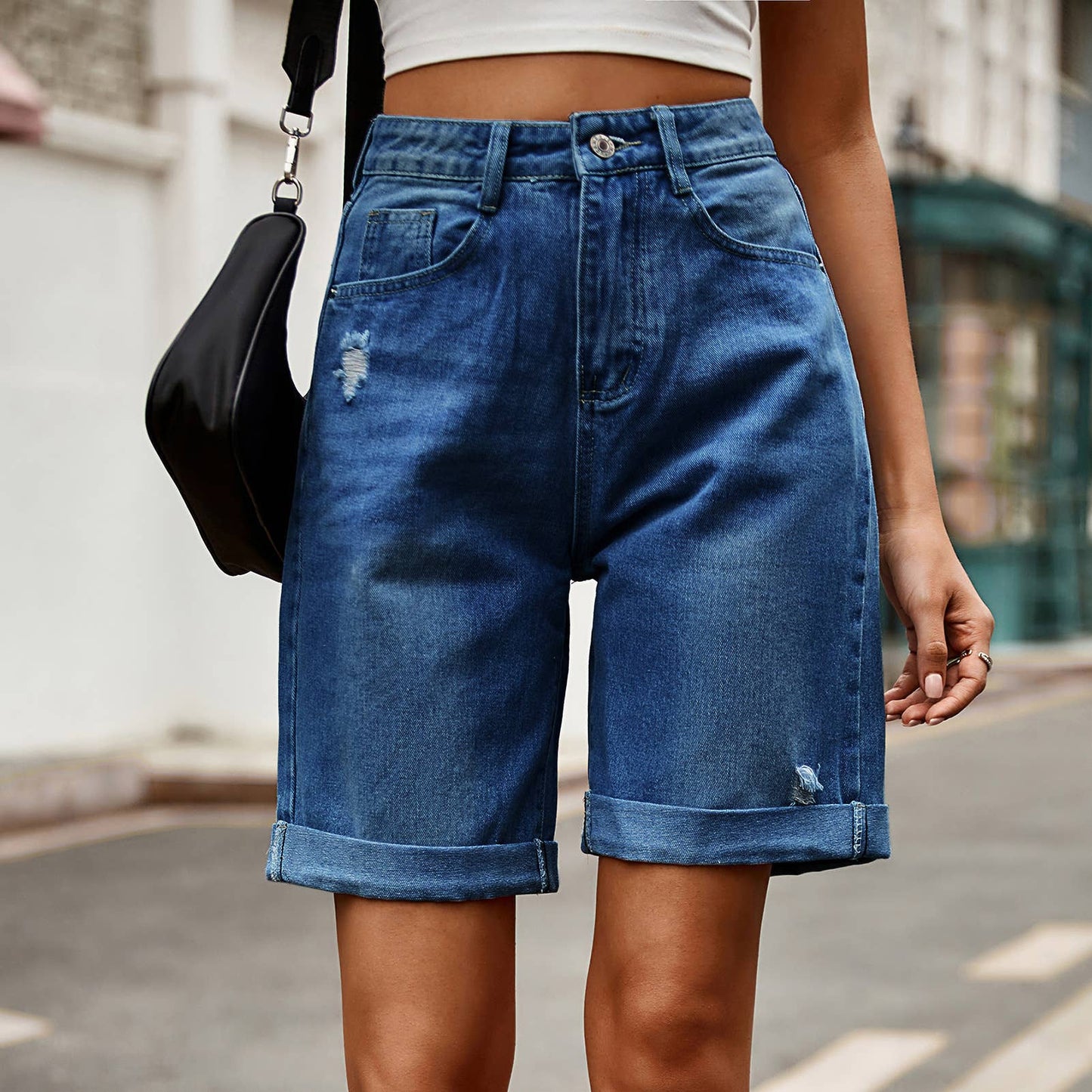 Casual ripped rolled straight quarter jean shorts