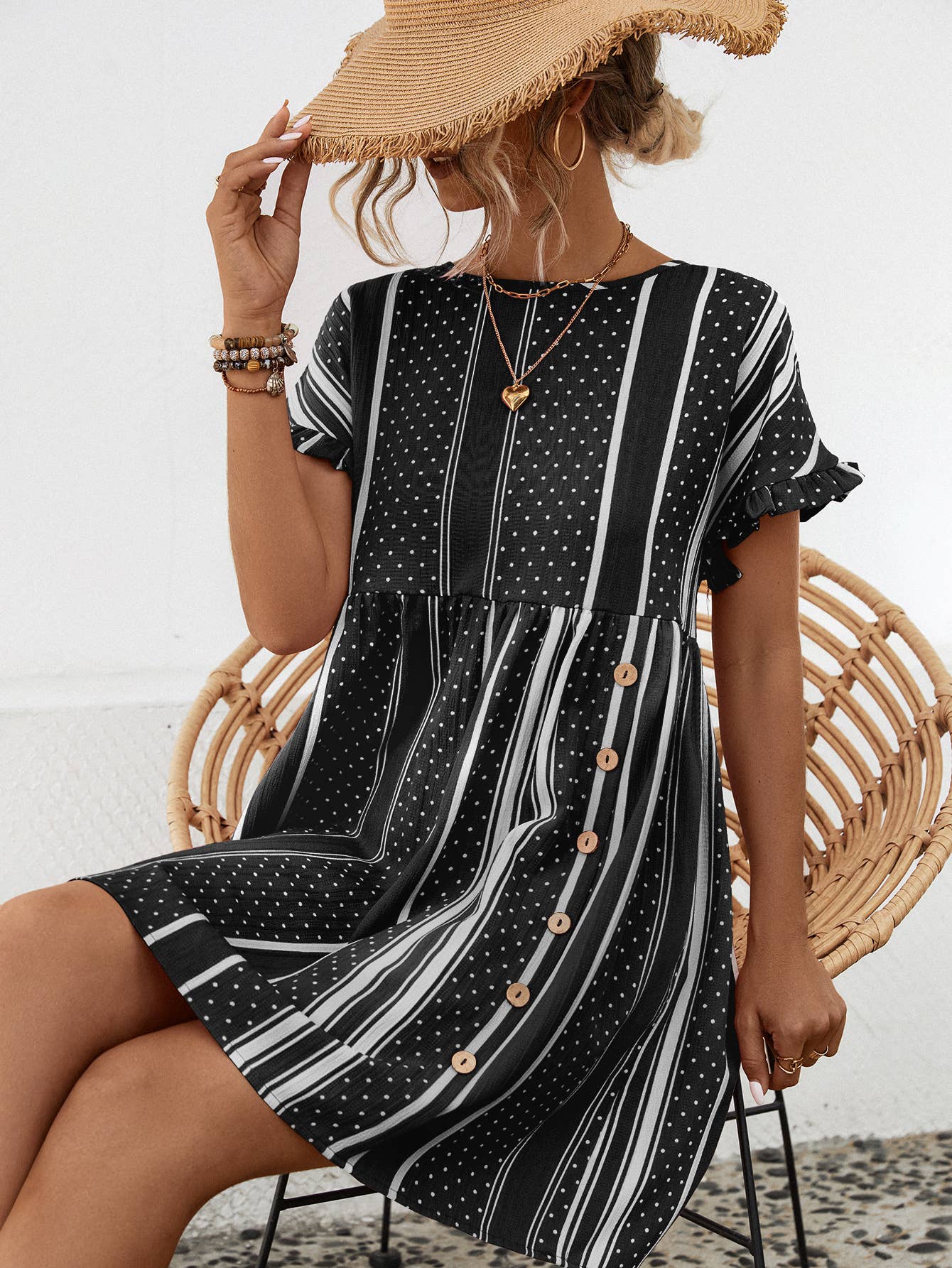 Round neck high waist button-up short dress