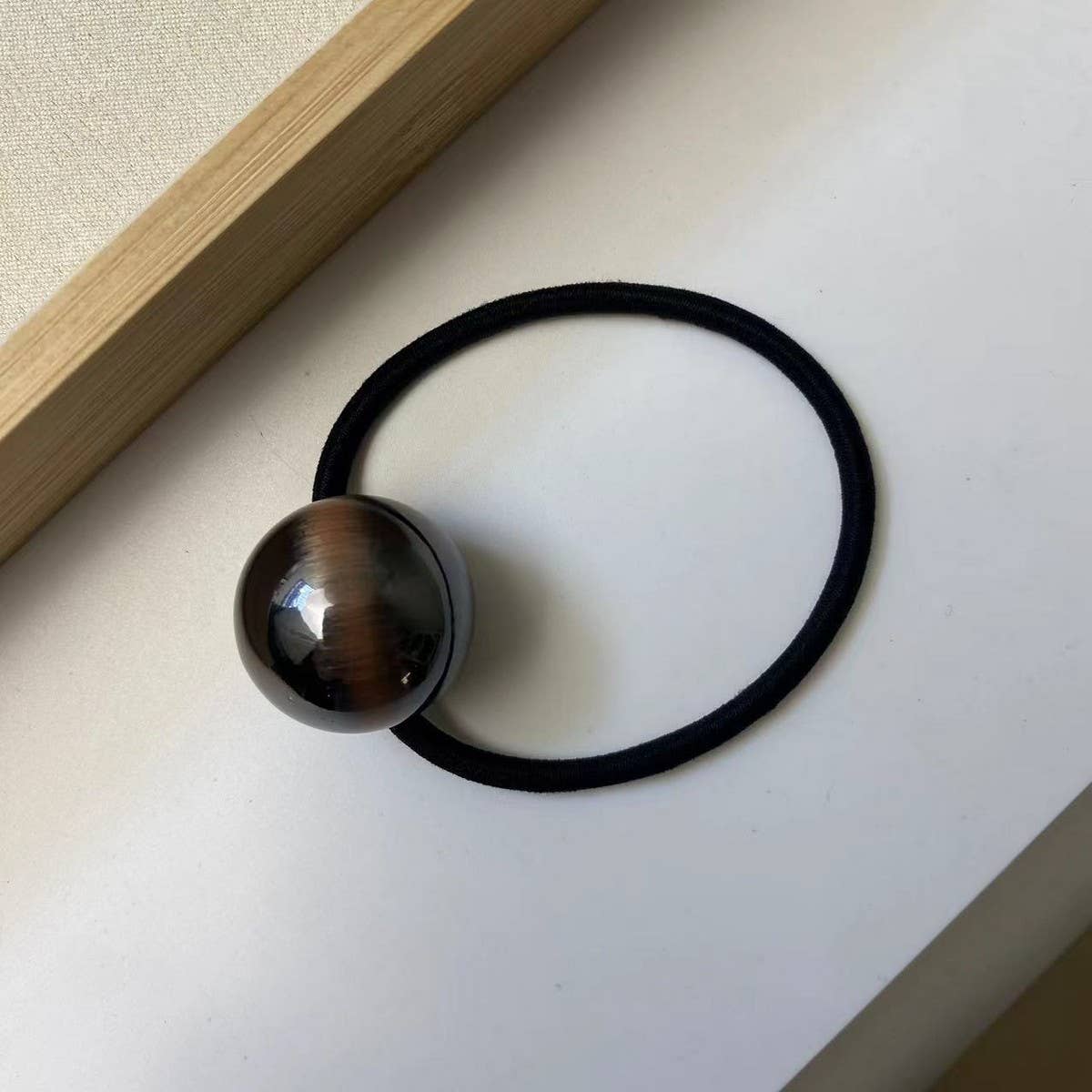 RETRO BRUSHED GOLD BALL MINIMALIST HAIR SCRUNCHIES_CWAHA2658