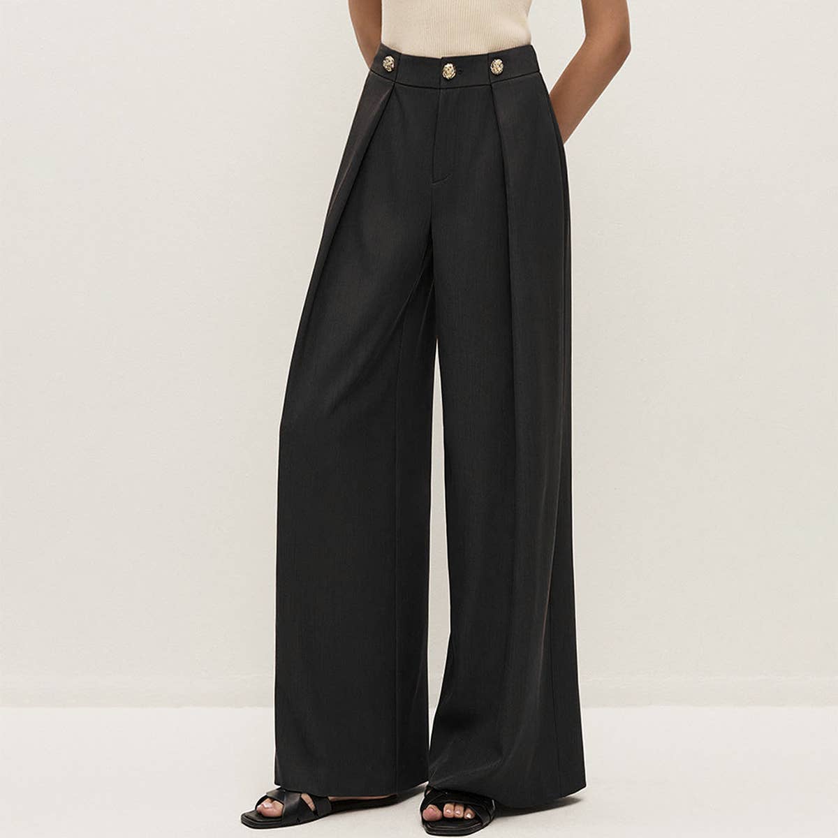 High-waisted straight-cut casual trousers