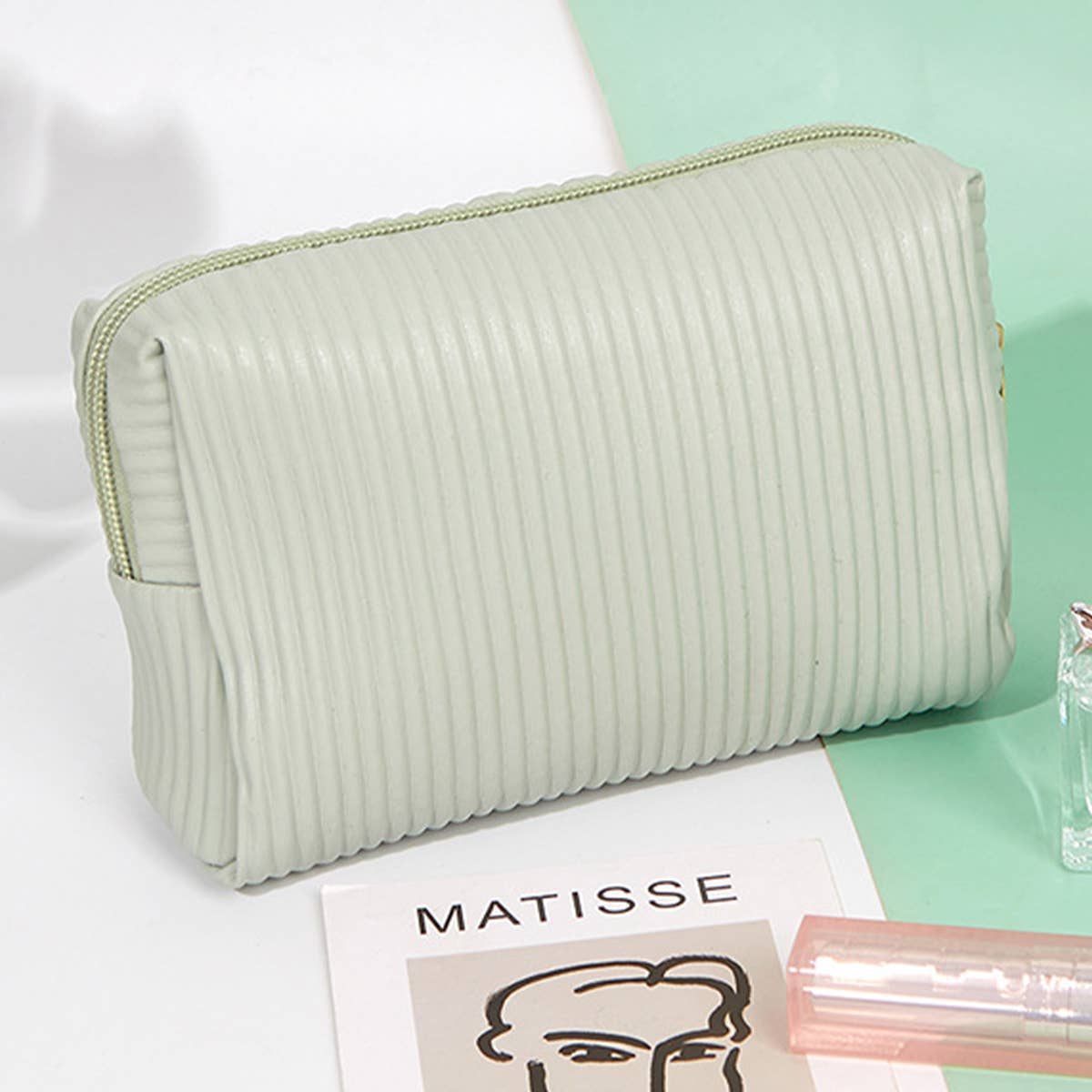 PORTABLE PLEATED WATERPROOF ZIPPER MAKEUP BAG_CWAB1444