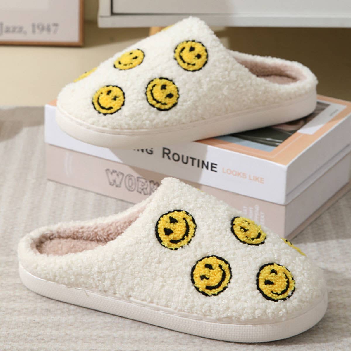 CUTE SEVEN SMILING FACE FUZZY SLIPPERS WOMEN