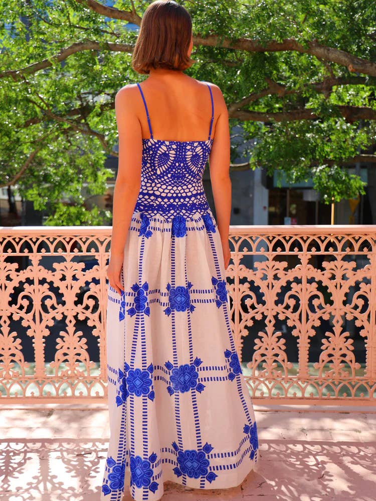 Stylish vintage print long swing halter dress