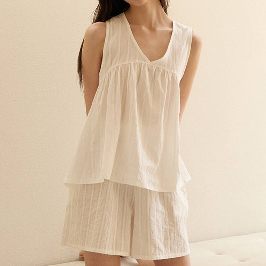 V-neck shirt loose wide leg shorts home suit