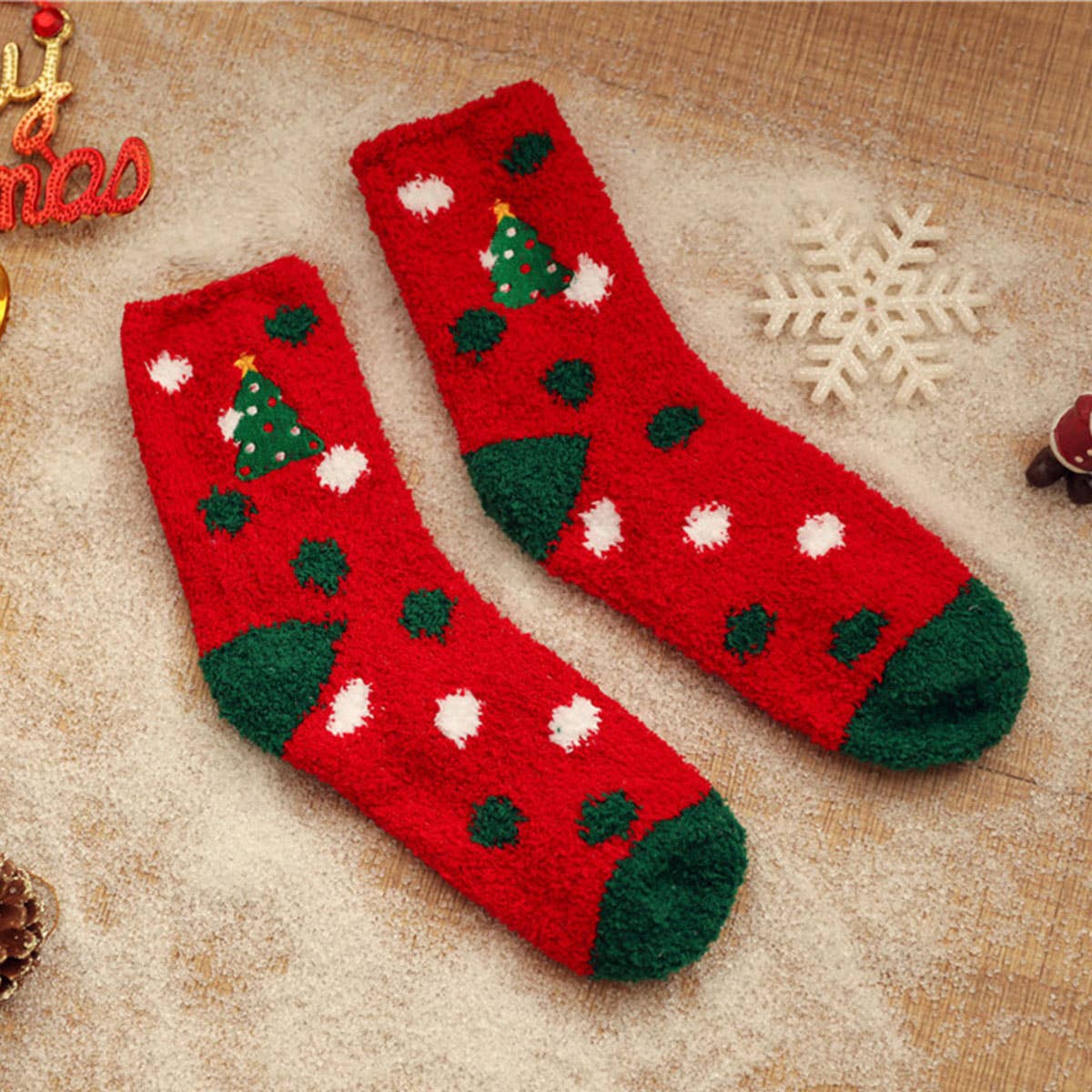 CHRISTMAS EMBROIDERY COZY SOCKS FOR WOMEN