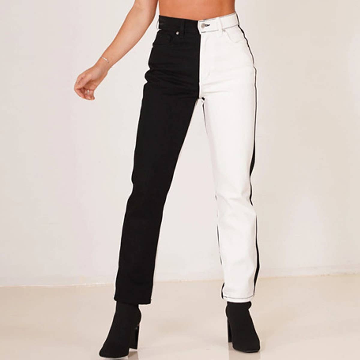 WOMENS FASHIONABLE SPLICING STRAIGHT LEG JEANS_CWJP0167