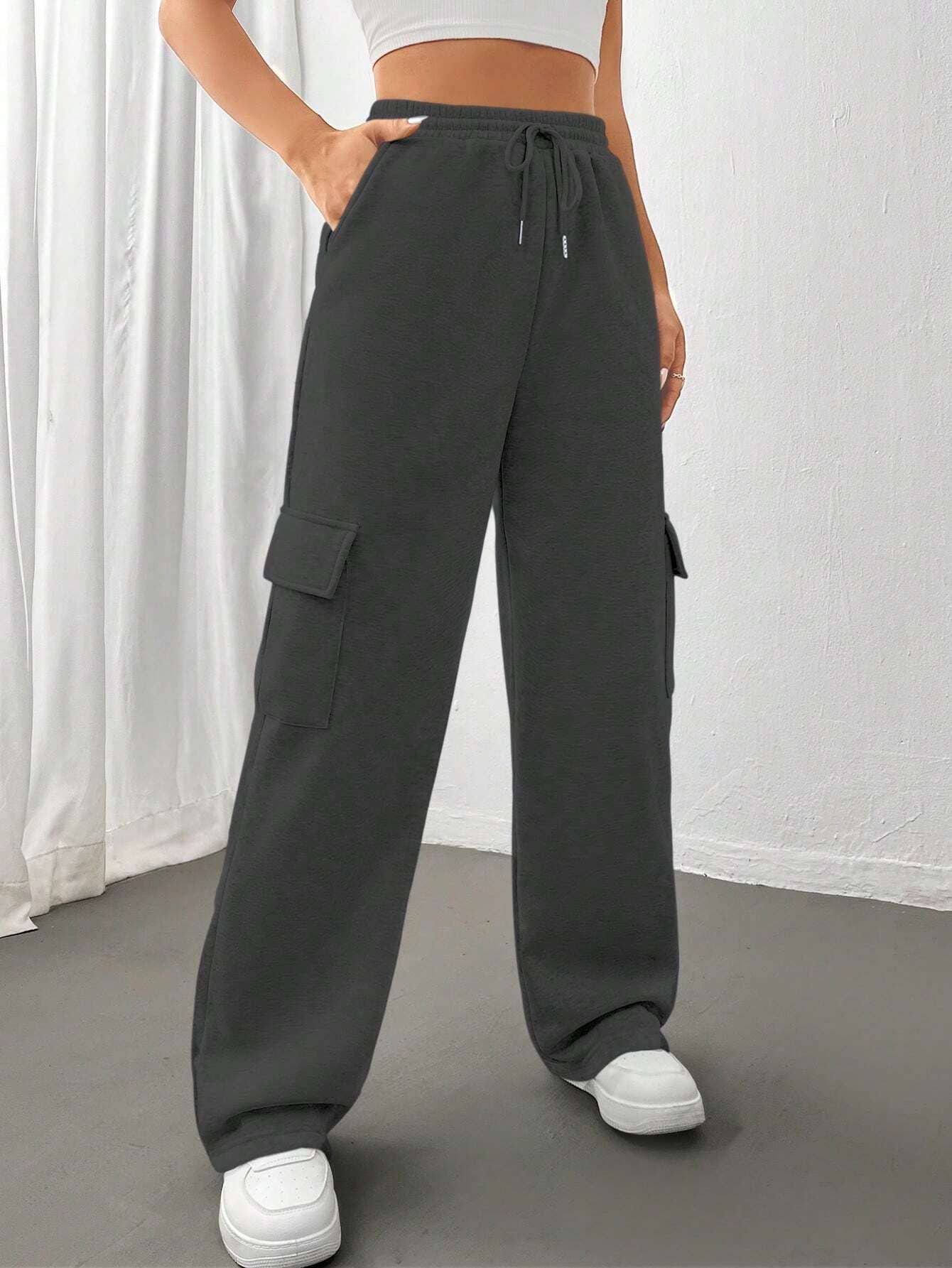 STRAIGHT-LEG HIGH-WAISTED SOLID-COLOR SWEATPANTS