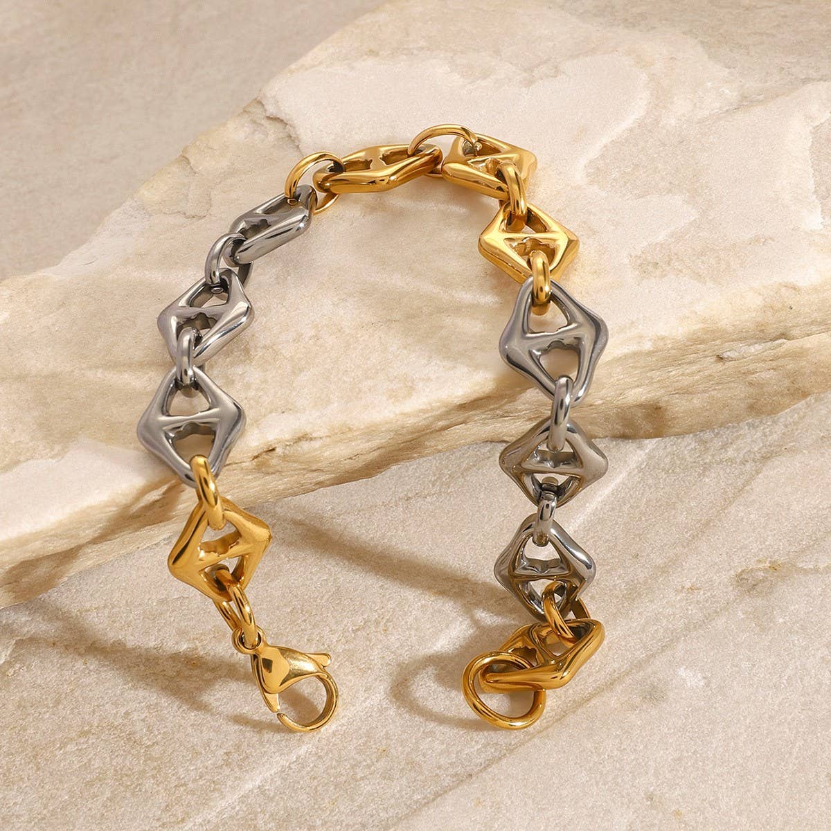Two-Tone Metal Chain Bracelet in Titanium Steel
