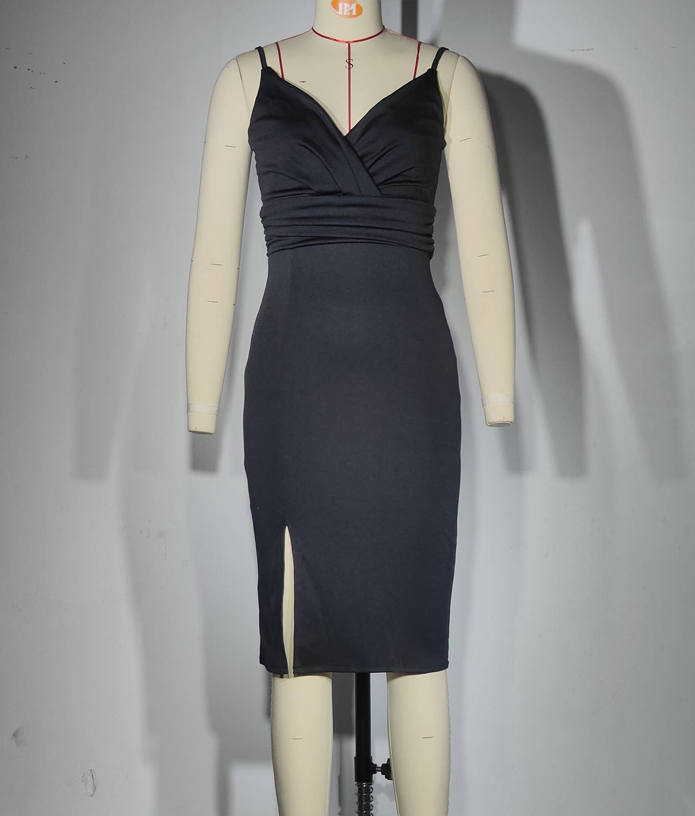 V-NECK SEXY WRAP HIP SPLIT HALTER DRESS