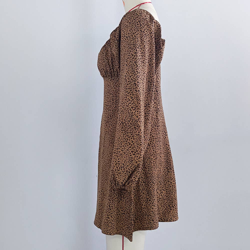 Leopard print dress with square neck long sleeves