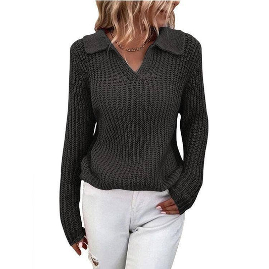 Slim-fit crew-neck sweater in solid color with lapels