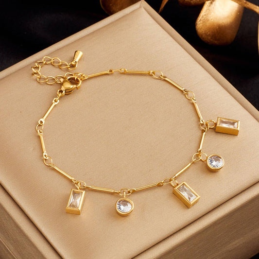 Fashionable diamond-encrusted bracelet