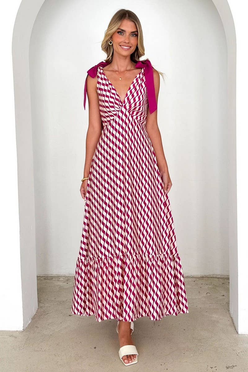 CWDMD5219_TIE-BACK V-NECK SLEEVELESS FLORAL MAXI DRESS