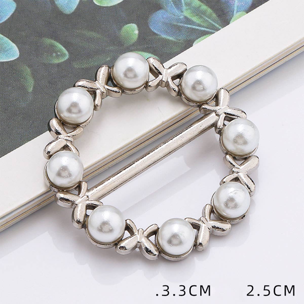WOMEN'S ROUND PEARL INLAID BUTTON SCARF RING