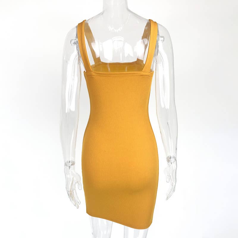 SIMPLE SLIM-FIT HALTER DRESS WITH SPLIT BACK
