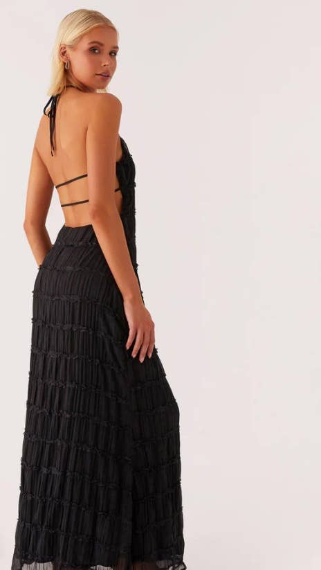 Sexy backless ruched lace trim vacation dress