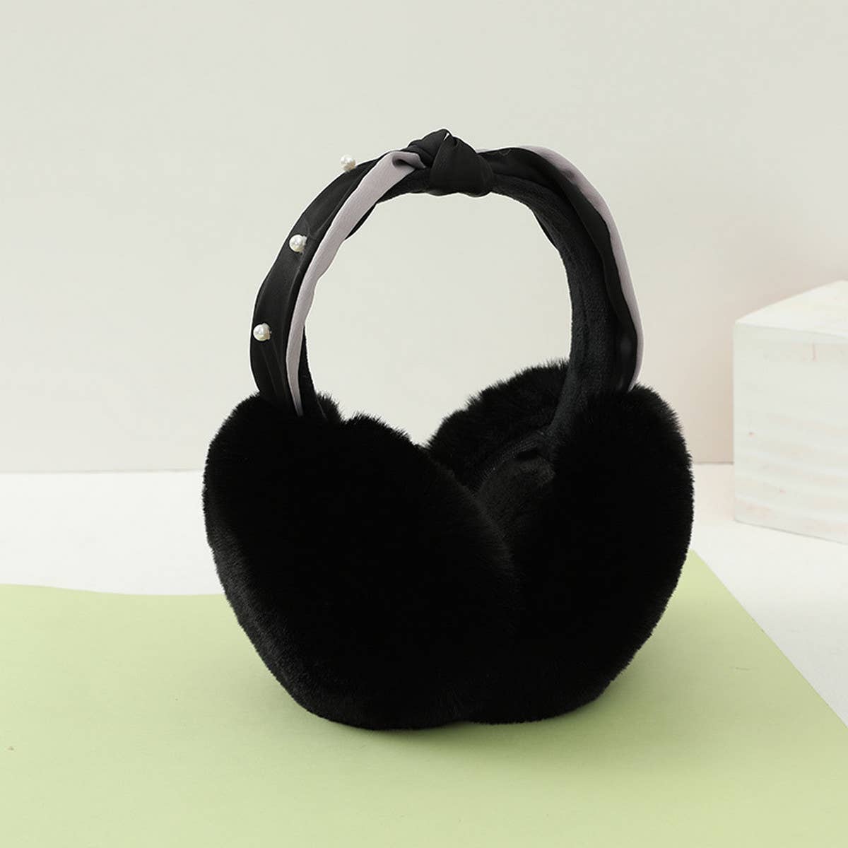 CUTE WARM FOLDABLE PORTABLE EARMUFFS