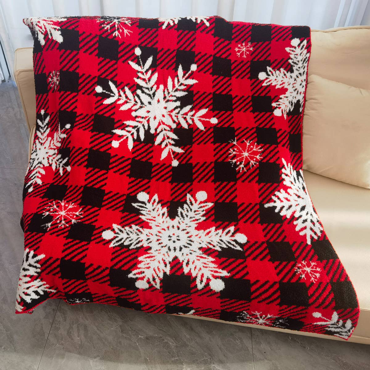 CHRISTMAS SNOWFLAKE KNITTED JACQUARD BLANKET