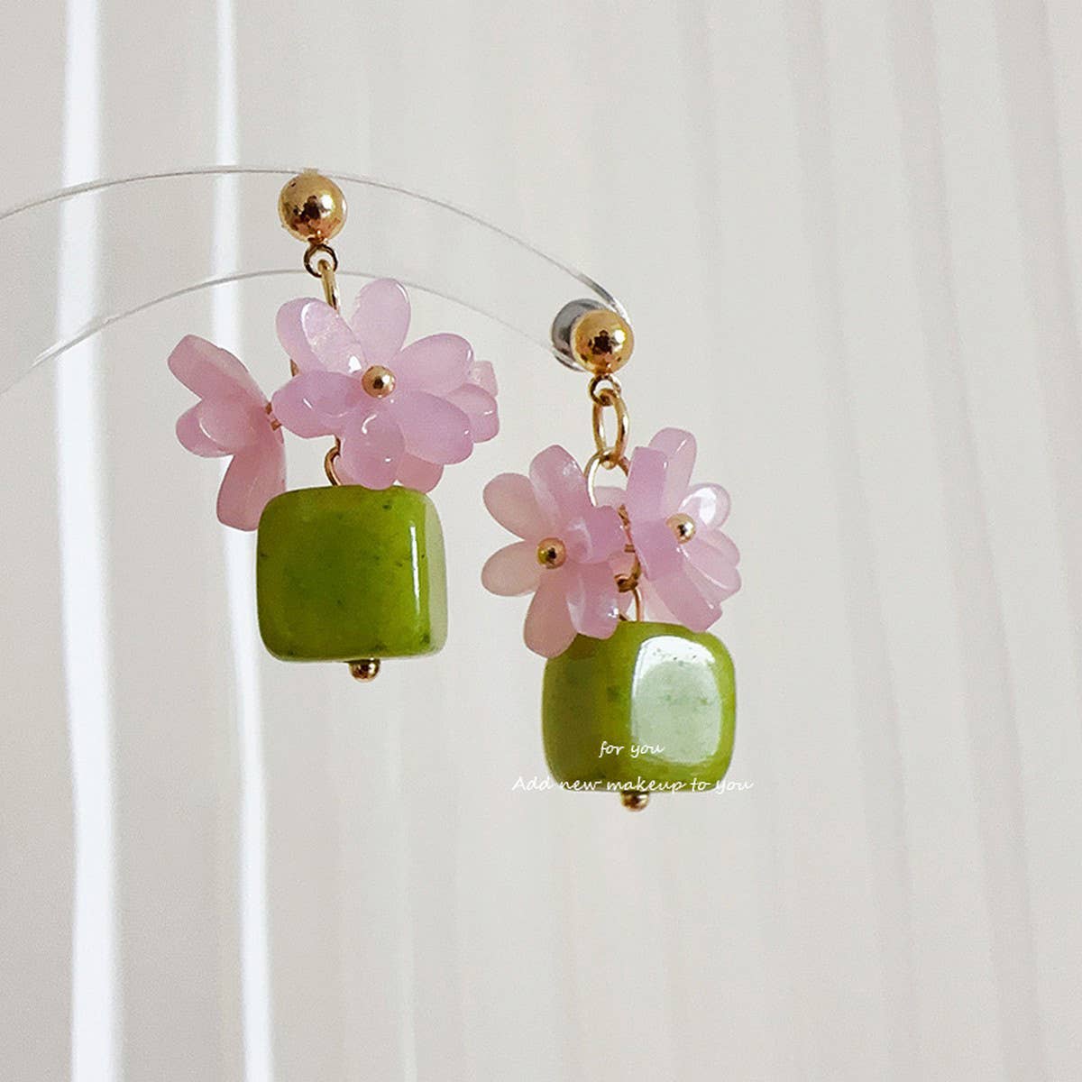 GREEN GARDEN SWEET AND GENTLE EARRINGS_CWAJE1699