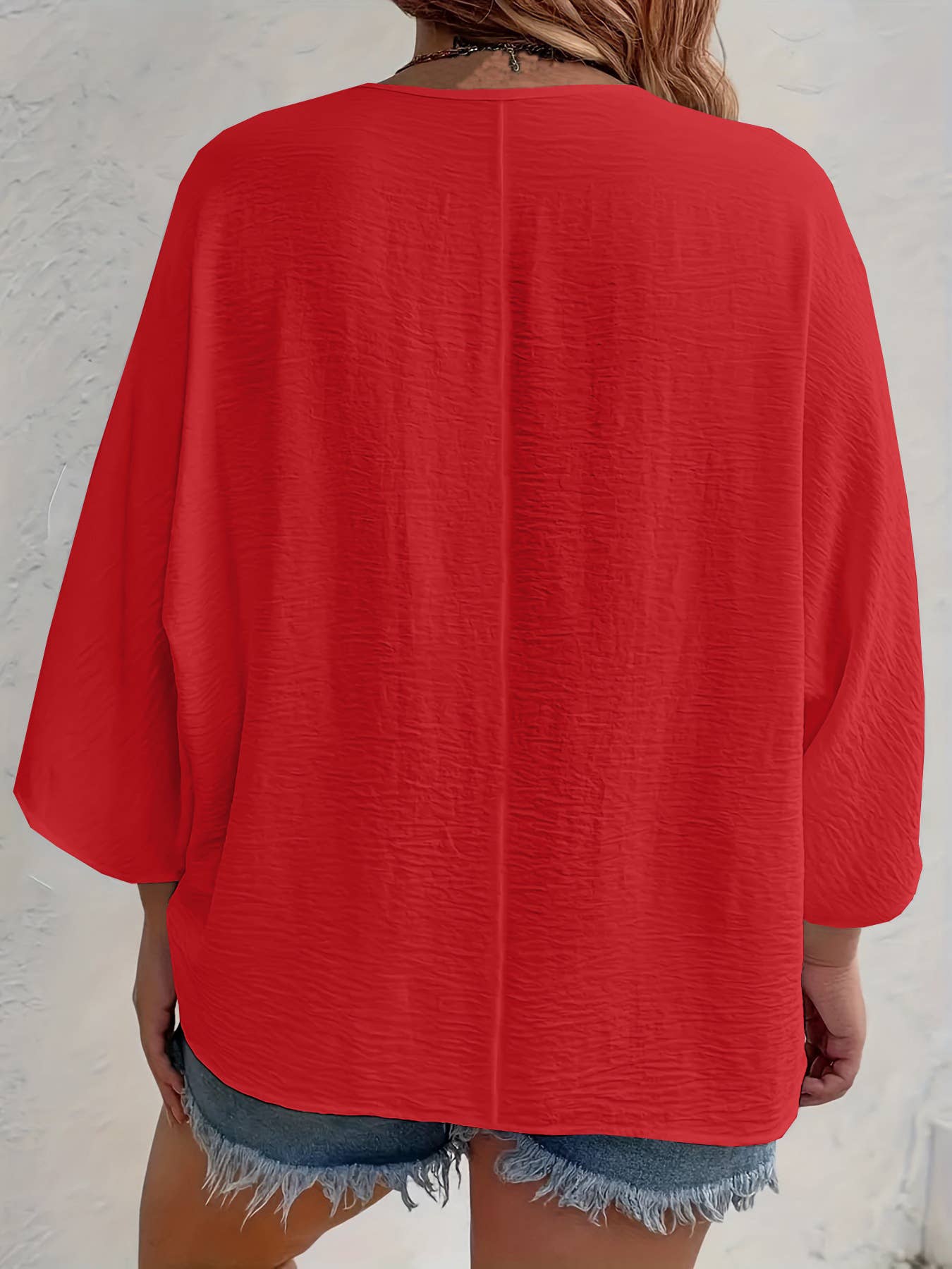 V-neck three-quarter sleeve cardigan