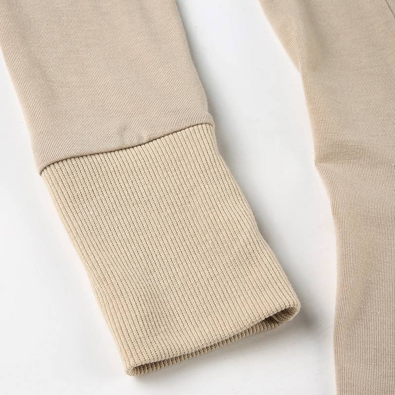 SLIM-FIT LOW-CUT ROUND NECK THREE-BUTTON T-SHIRT