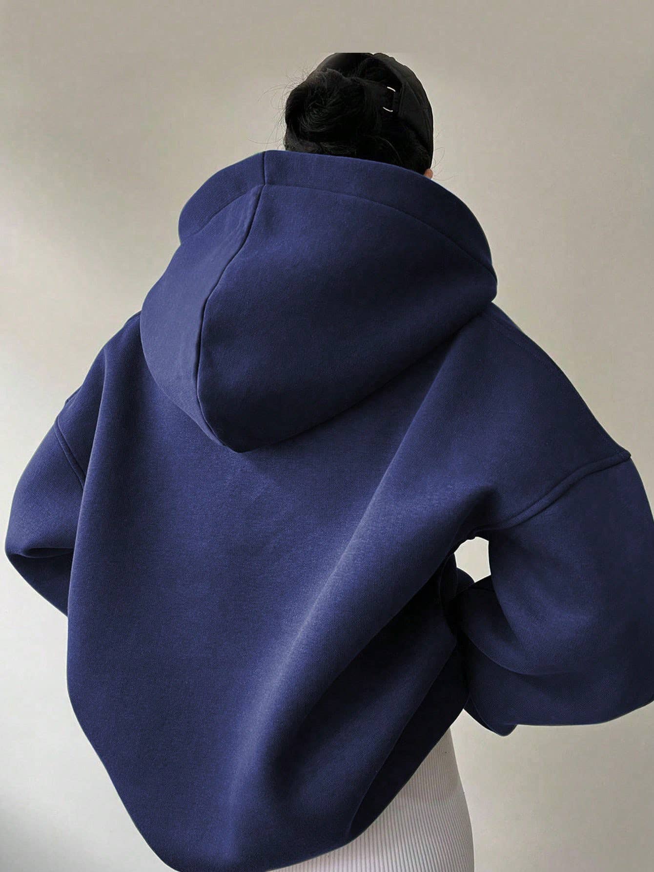 SOLID COLOR LONG SLEEVE LOOSE HOODED SWEATSHIRT