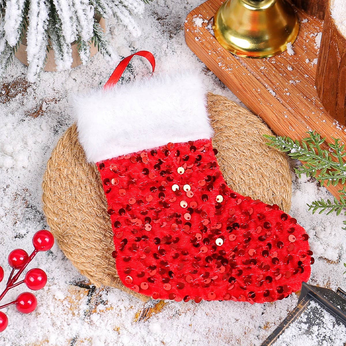 NEW PLUSH WHITE EDGE SEQUINED CHRISTMAS SOCKS
