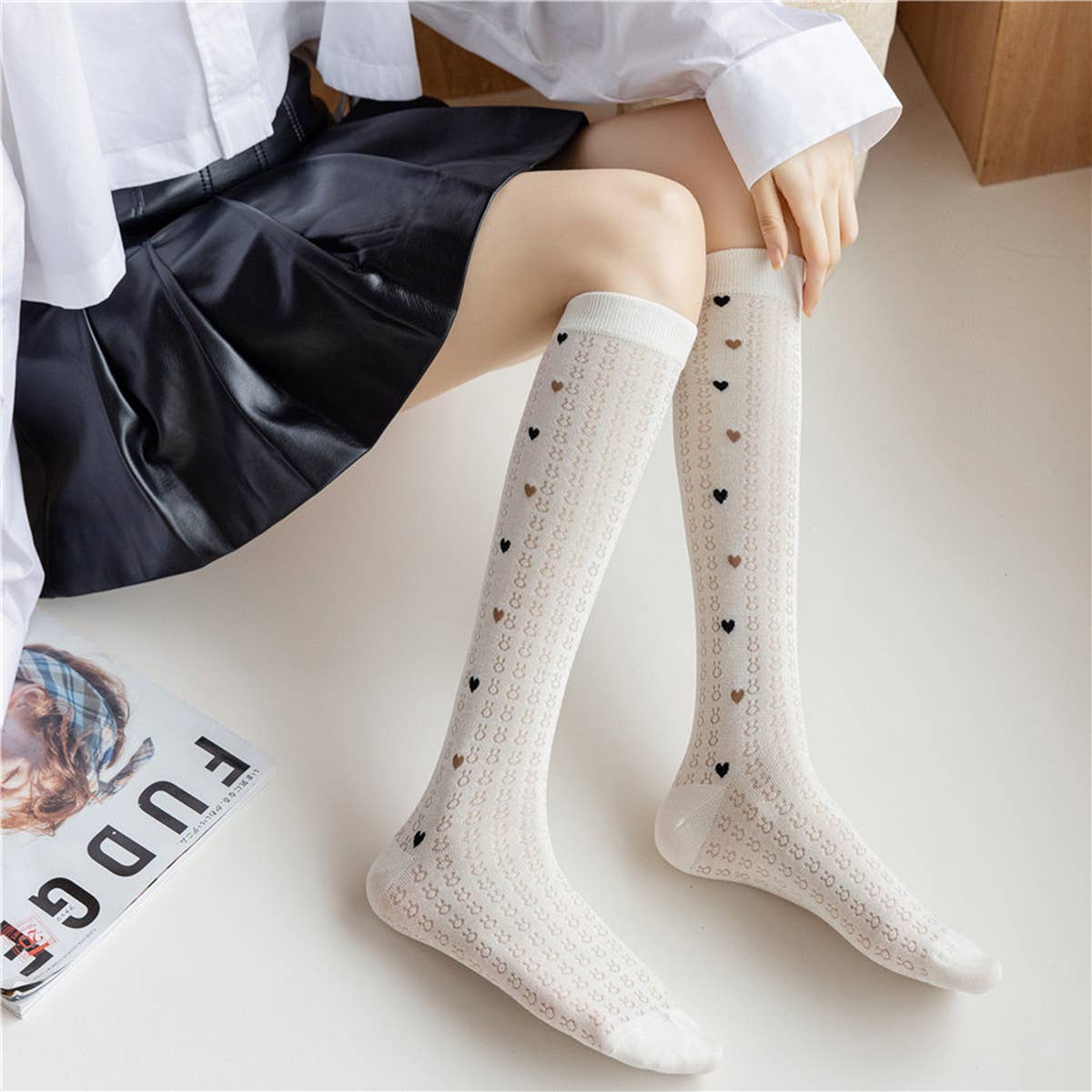 HOLLOW JACQUARD MIDDLE-CALF SOCKS