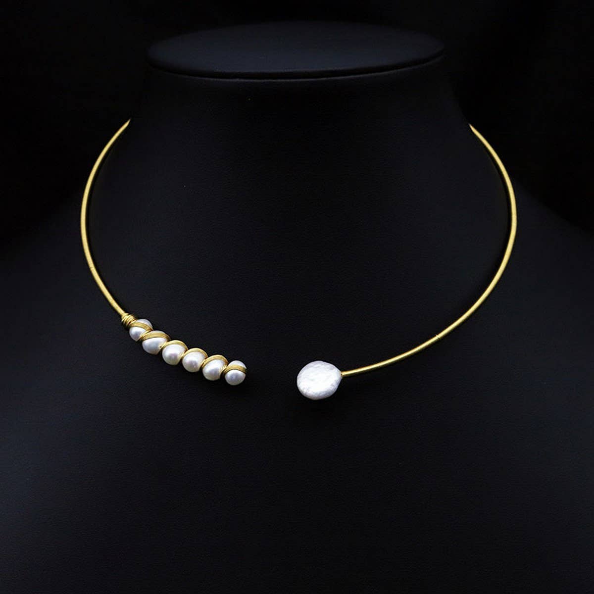 VINTAGE NICHE NATURAL FRESHWATER PEARL NECKLACE