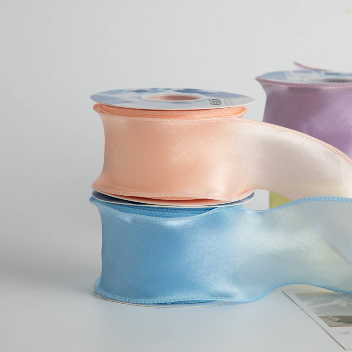 COLORFUL PEARLESCENT EDGE YARN DIY RIBBON