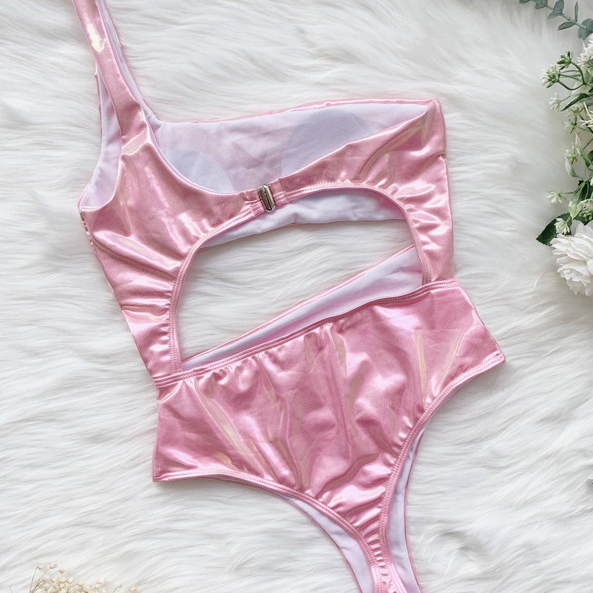 SEXY ONE-SHOULDER PATENT LEATHER SWIMSUIT