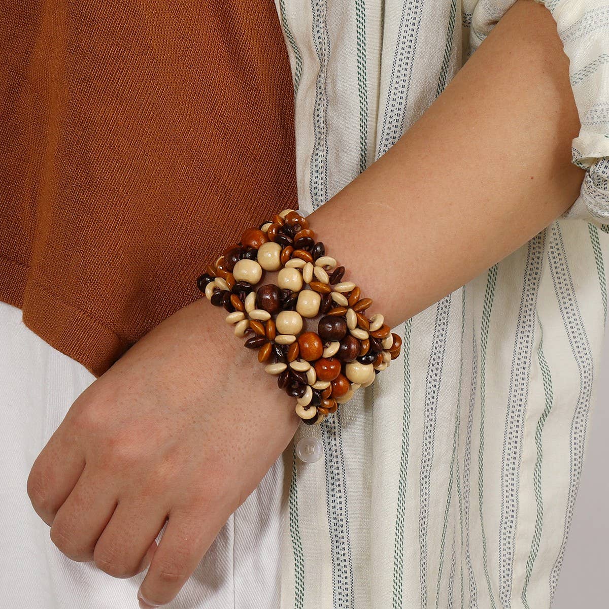 RATTAN COLORFUL SHELL CREATIVE HANDMADE FRUIT PLATE_CWMM4406