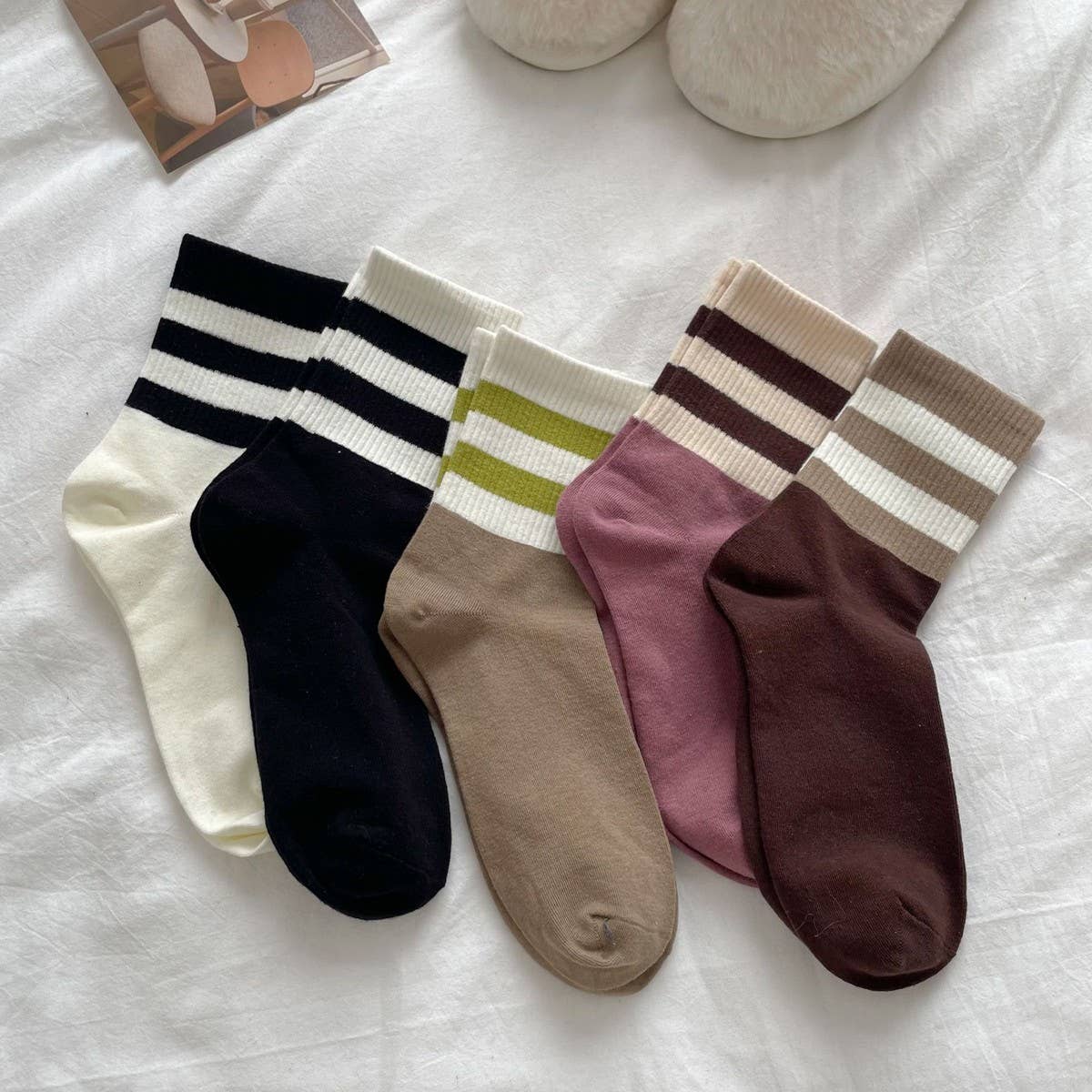 CWMS2514_AUTUMN AND WINTER CONTRAST COLOR DOUBLE BAR SOCKS