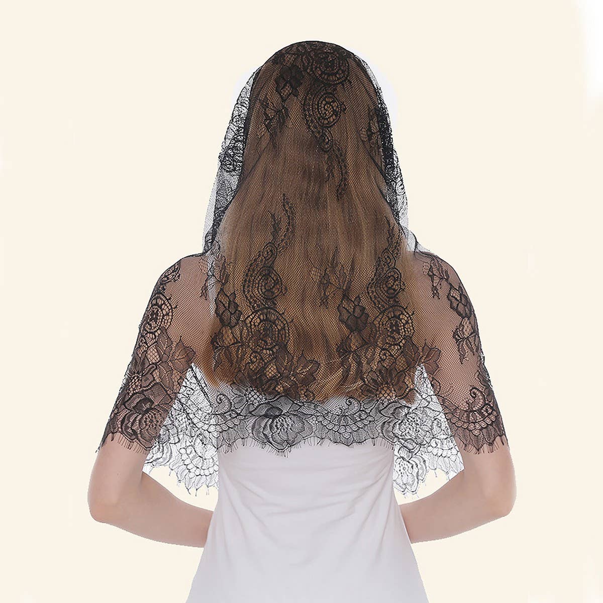 BLACK AND WHITE LACE EYELASH BREATHABLE VEIL_CWMM1986
