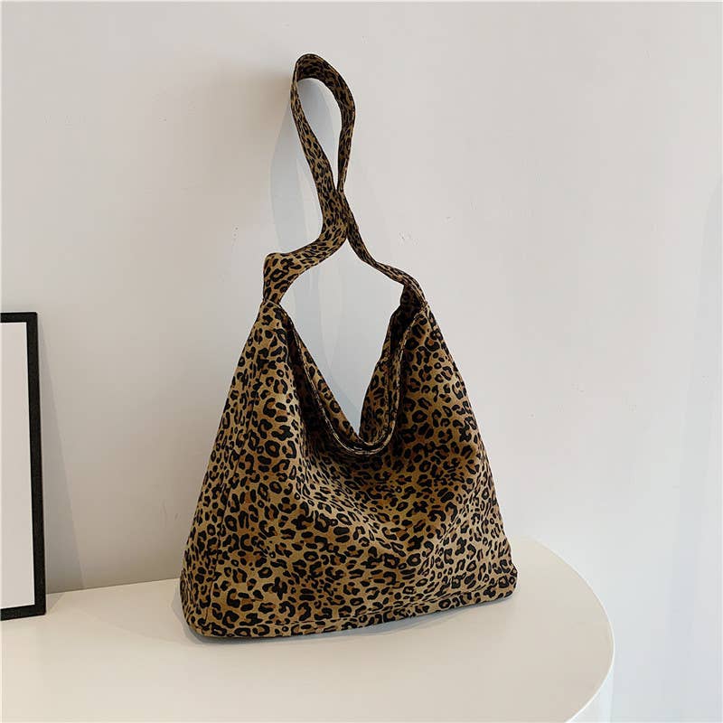 Fashionable leopard print hand-held tote bag