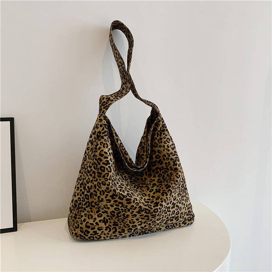 Fashionable leopard print hand-held tote bag