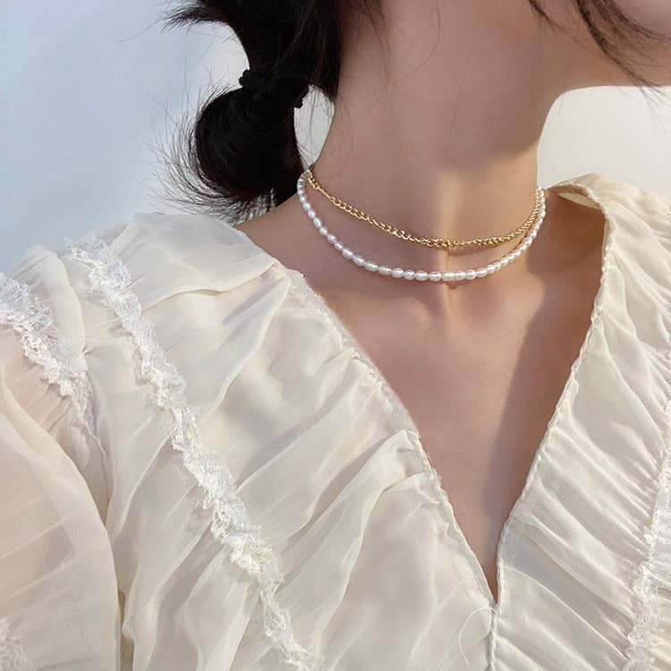 Fashionable Bahak freshwater pearl necklace