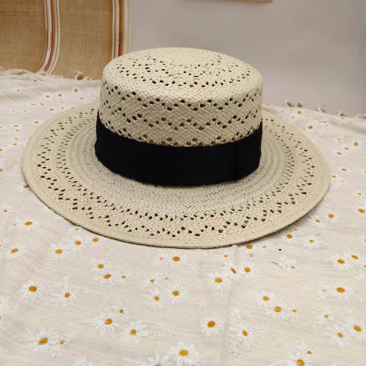 Summer hand-woven hollow straw hat for women_CWAH3514
