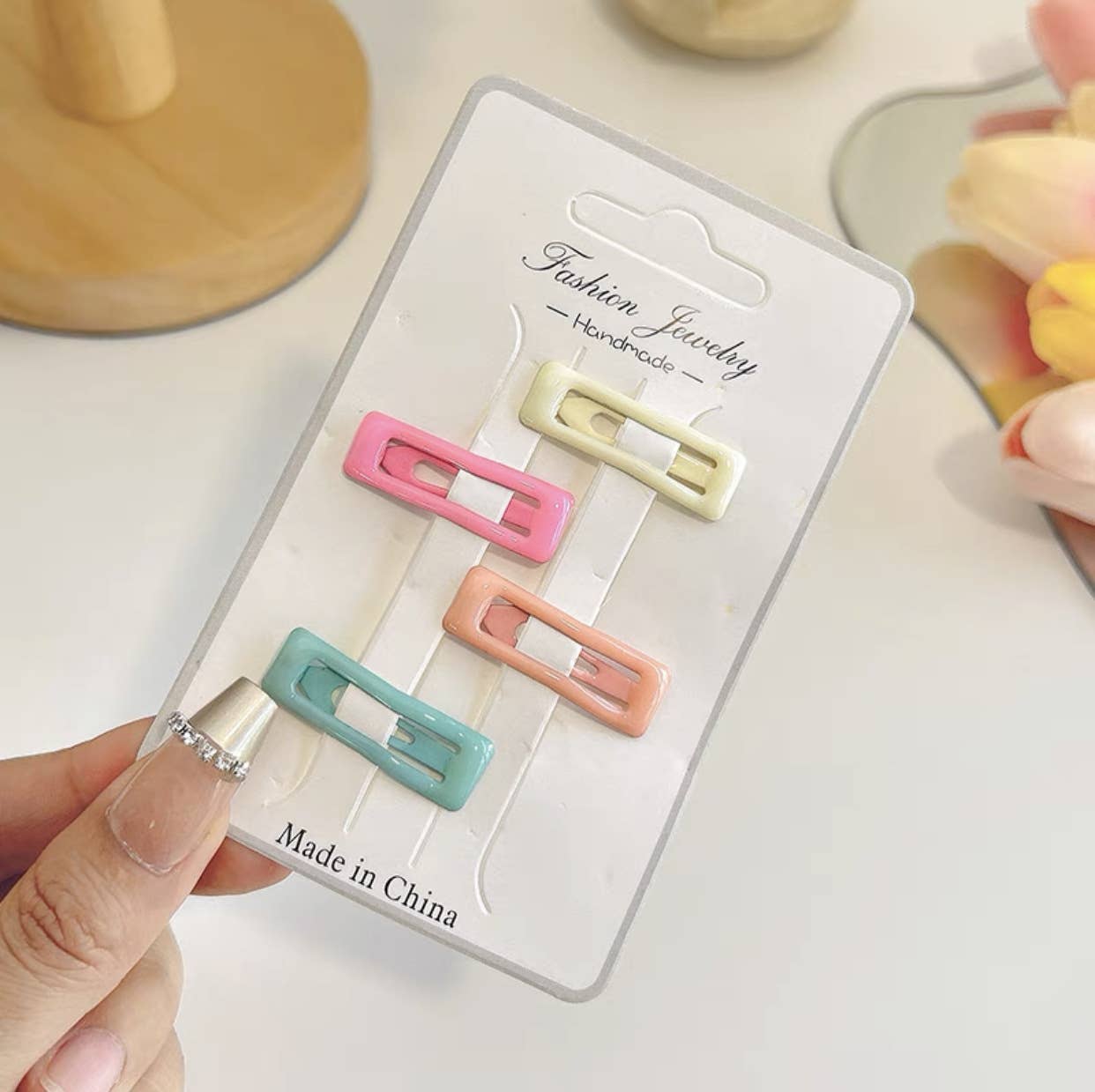 Amine hair clip Heart hair clip broken bangs