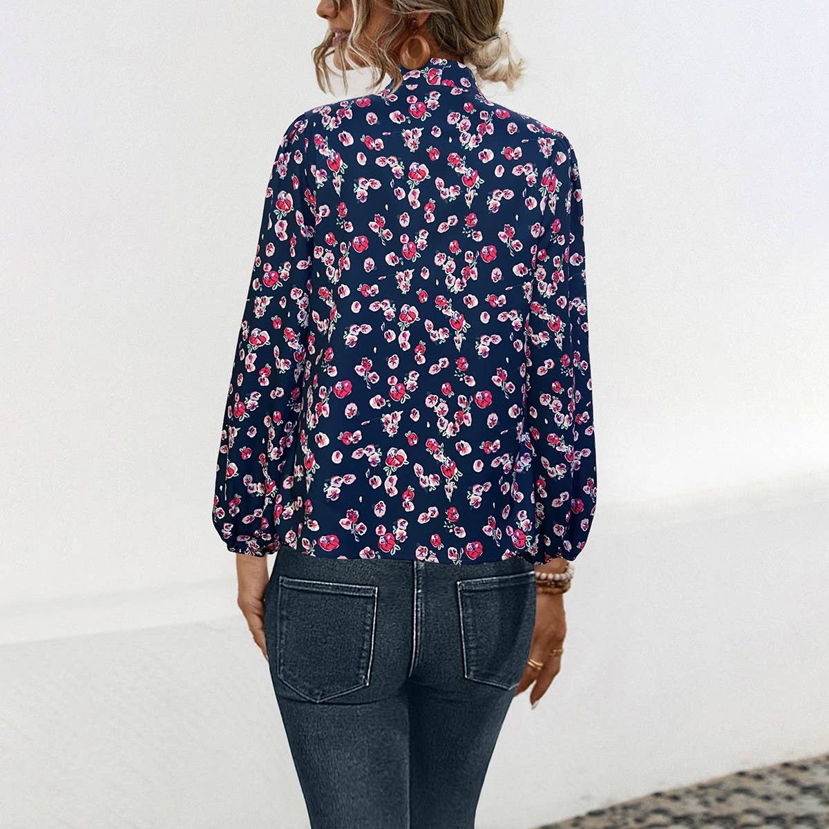 Lantern sleeve V-neck lace-up vintage shirt