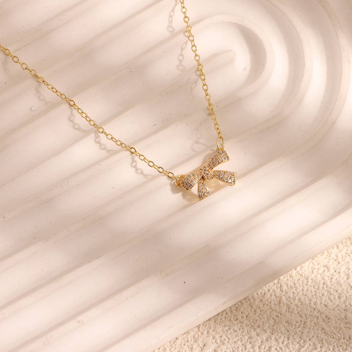 Copper-plated bow collarbone necklace