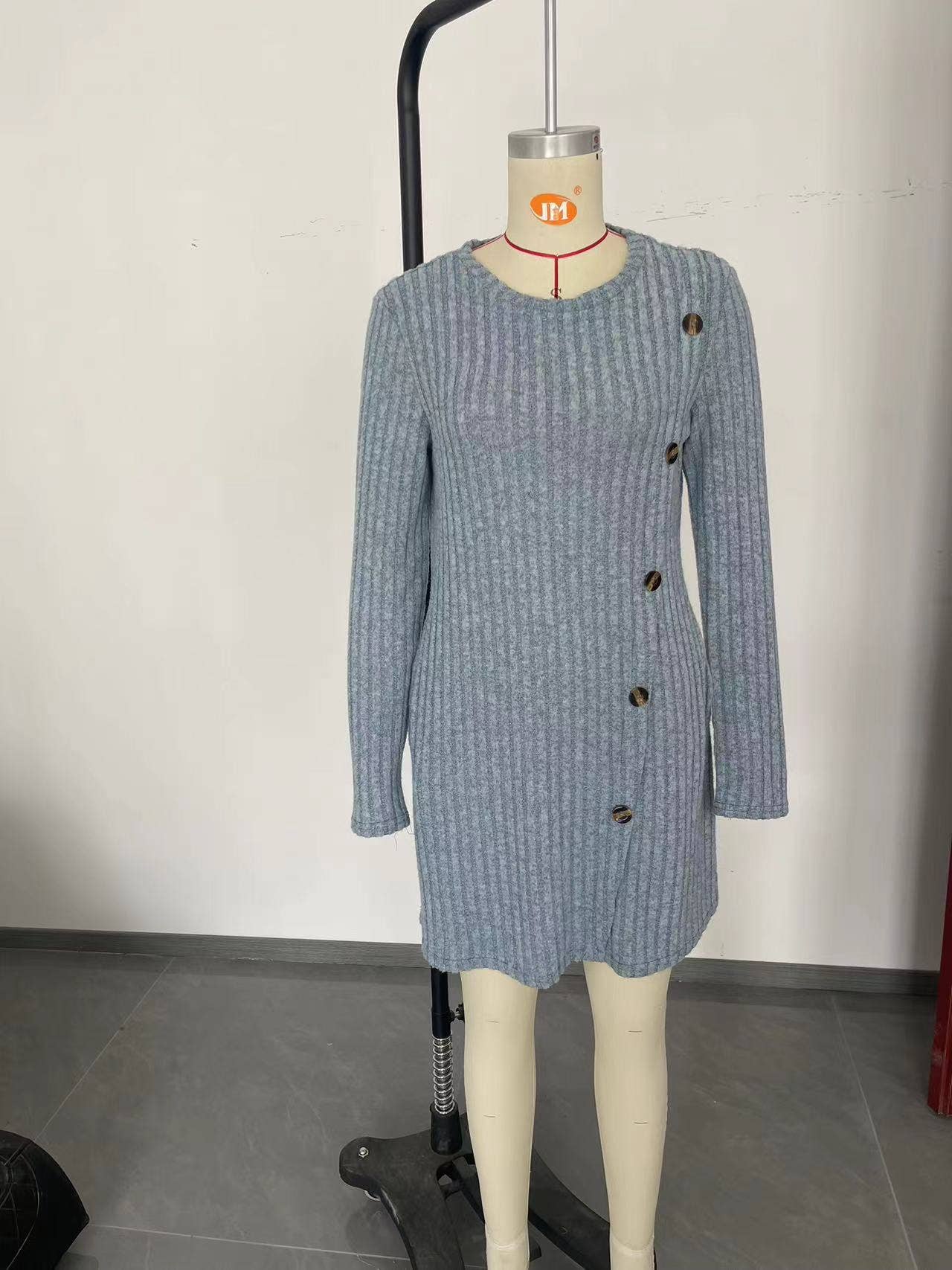 ROUND NECK SIDE BUTTON POCKET LONG SLEEVE DRESS